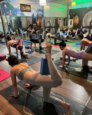 loi-ich-tuyet-voi-cua-yoga-va-hanh-trinh-cham-soc-suc-khoe-cung-yoga-thuy-nga-tai-long-thanh-dong-nai